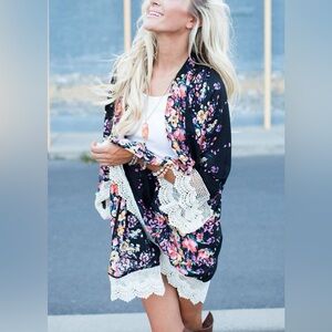 New! Oversized Floral Lace Kimono Black